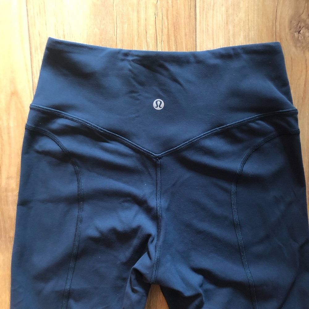 🌺 Lululemon Pushing Limits 🌺 - Picture 6 of 8